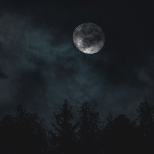 Full Moon by Gaslamp