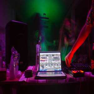 Dj Es Lilin Sunda