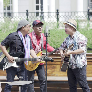 សាងស្នេហ៍នៅប្រាសាទព្រះវិហារ