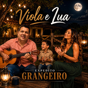 Viola e Lua by Expedito Grangeiro