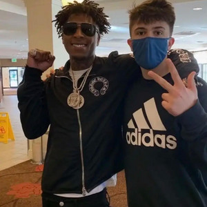 New Za (Kraxyy._)