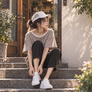 隣の窓 — My Center Found by LUMINE