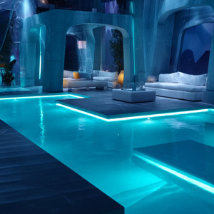 Sofa Edge Bounce by Acqualine