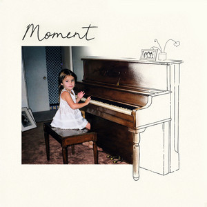 Annie Tracy — Moment (2026)