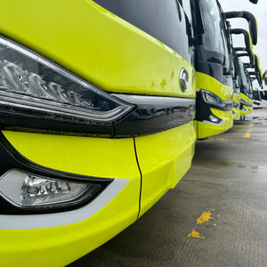 Bagong bus ng Yanson by Joel Vistal, Joel Vistal Kingpin78