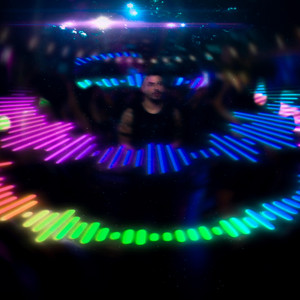 play (all night long) by Matheus Merotto