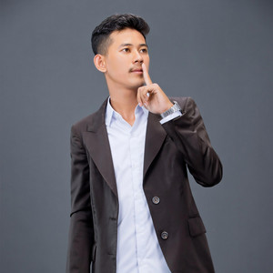 Chay Phung - จูบ