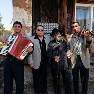 Nije lolu ostavila Gara by Slaja Bend, Zoran Kulina