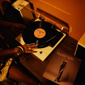 Mannequin by H TREYY, KVLS