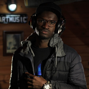 Revoluson Ka Na Maina (feat. Marlon C)