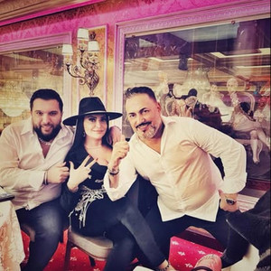 TZANCA URG - TZANCA URAGANU CE BRUNETA DULCE SI COCHETA