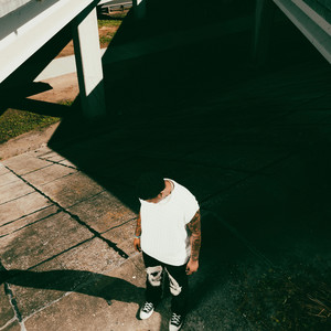 Portada de Low