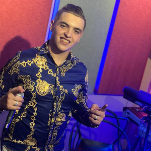 Cheb Amine tiger - هيا خرجت نكارة شعبي خرجو غدراه (feat. Manini Sahar)