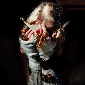 Discrète by Etane