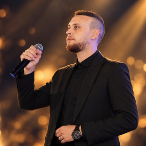 يابحر هدي الموجات by Odai Zagha