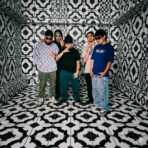 2016 by LOS DE LA BASE
