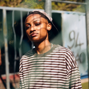 LAISSE-MOI by MNK OYEBI