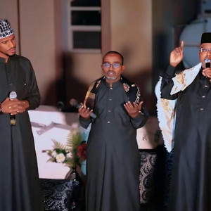Omar Aden Dougsieh - RABIYOW KA AARGUDO KUWII NABIGA AANAYSTAY