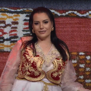 Lule t bukura ka Tirana