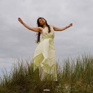 Hoog by Nina Rompa