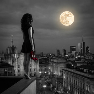 J.NE - В Черном Под Луной