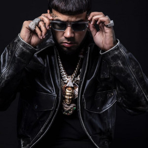 OJOS NEGROS by JM ELMELODICO