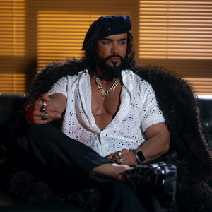 Güven Demir - ERKEK ADAM DANS ETMEZ