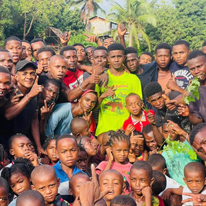 FAYONNE ARMADA - Lavaka Niboahagna