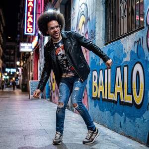 BAILALO by RENGUELO FLOW