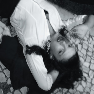 Vagabondage — Ravenna Escaleira