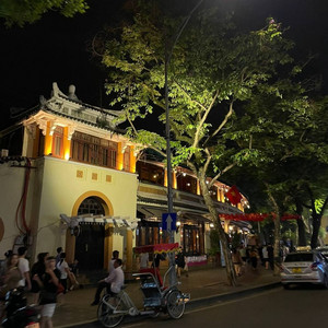 Nguyễn Hữu Chiến - Mở Lòng Vì Ai