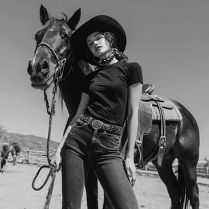 CHIBAS SANTRAY ANGEL ASAW - Next Track