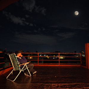 Charlando con la Luna by ESE MG