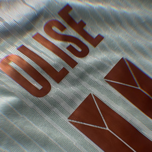 Olise by Vurr Flashy