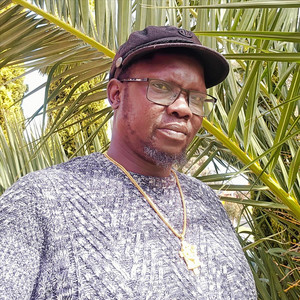 Leek Makuek Deng Malou - HEN CE LUI E DUPA DIE