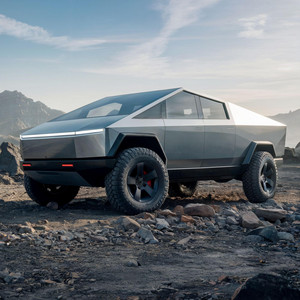 TESLA CYBERTRUCK