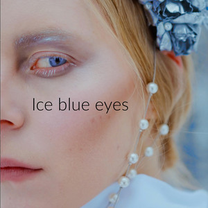 Ice blue eyes (Held up by the stars) by Mike Harwood