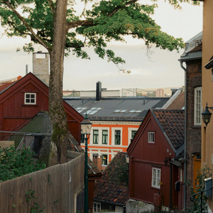 Slanted Roofs by Piano Softly