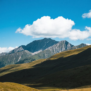 Romulo Tone - Between You and Me