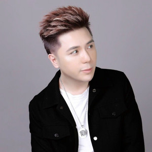 Minh Vương M4U & H2O Vinahouse - Vô Giá