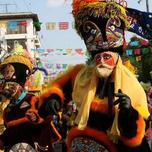 Los Chinelos - Los Chinelos