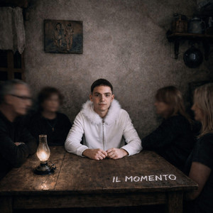 IL MOMENTO by Mark VLB