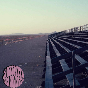 Yosemite in Black - Cold Shoulder