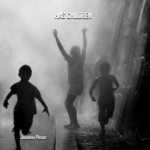 Jonatan Pletar - Has Children