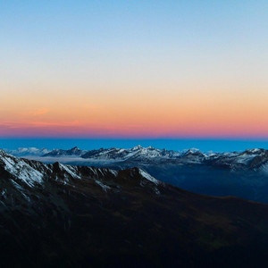 Grupo:Trompeta Final.Amaneciendo Con Cristo. - Trompeta Final. Jesús Viene en las Nubes. Mix Coros.