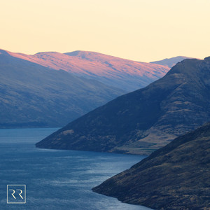 Norr by pølaroit