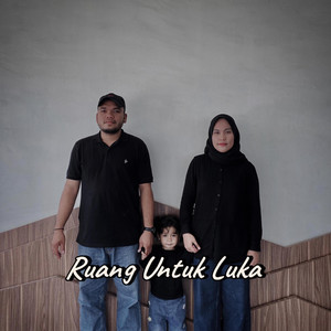 Ruang Untuk Luka by Ry Khan