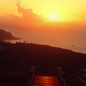 Rise wit the morning sun by Jahvanni marlie