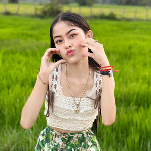 ស្បត់ឲ្យរន្ទះបាញ់