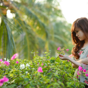 Sopir KAI by Halima